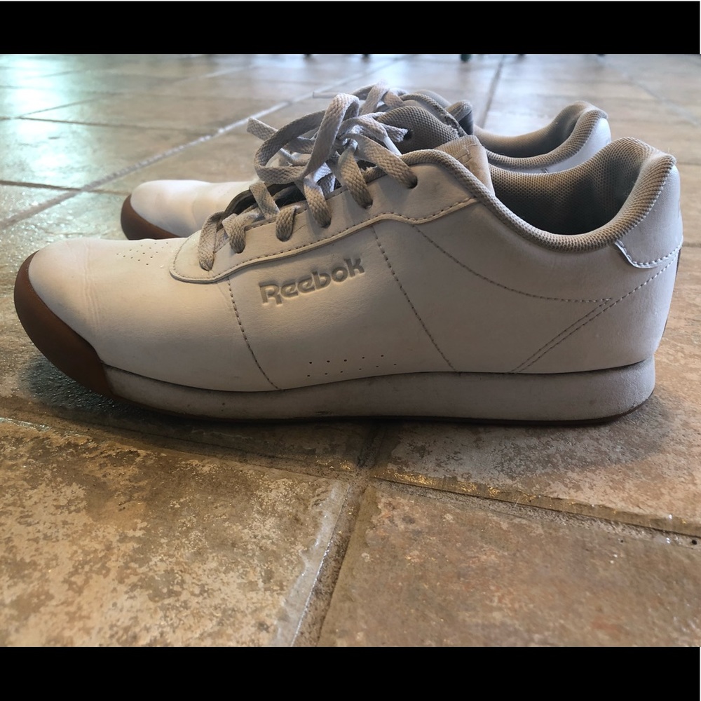 White Reebok womens size 8 shoes
